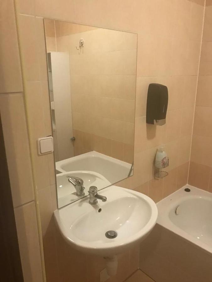 Monastyr Apartments Częstochowa Kültér fotó
